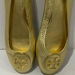 NWOT Tory burch reva flats